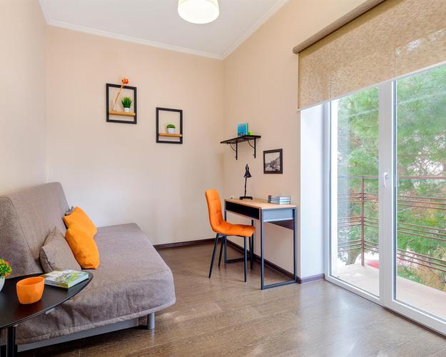 Луна (г.Геленджик)