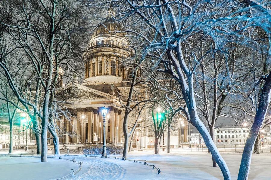 В ритме Рождества: классические панорамы Петербурга 4 дня