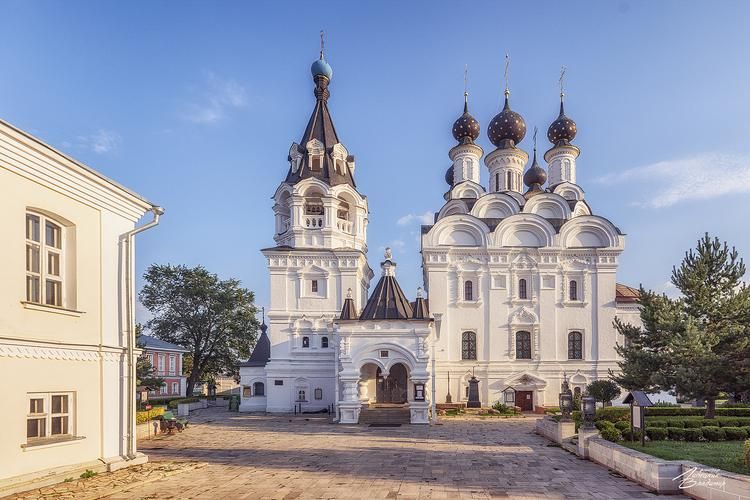 Автобус| Русь в каждом вдохе: где воздух помнит песни предков