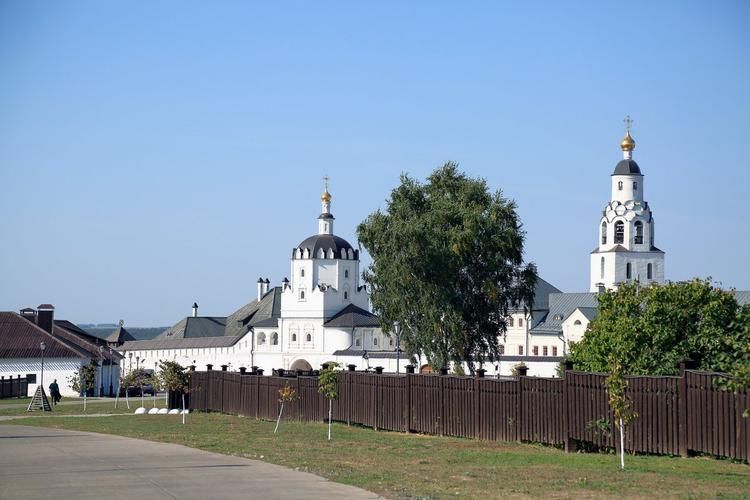 !Экскурсия «Остров-град Свияжск- Раифский монастырь - Храм всех религий»