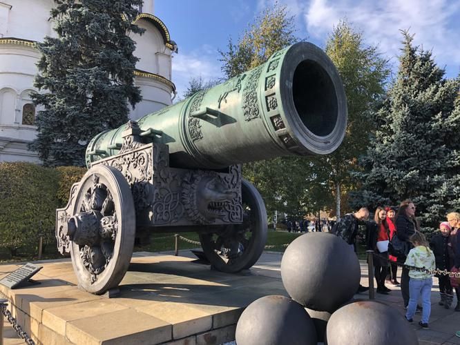 Поезд| Душа Москвы: истории и улицы из Санкт-Петербурга