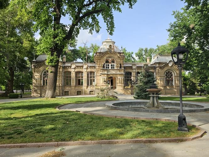 Где Восток говорил на согдийском