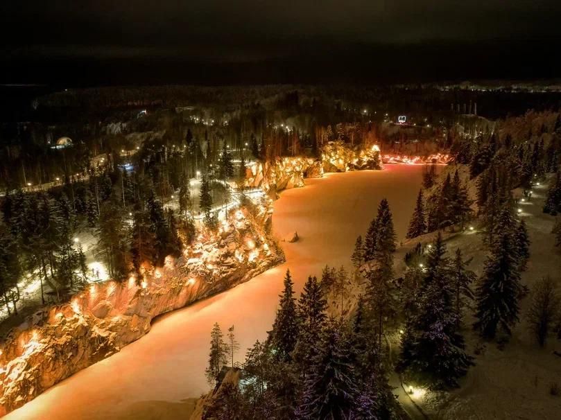 Автобус| Свет над мраморным каньоном: новогодняя симфония Рускеалы